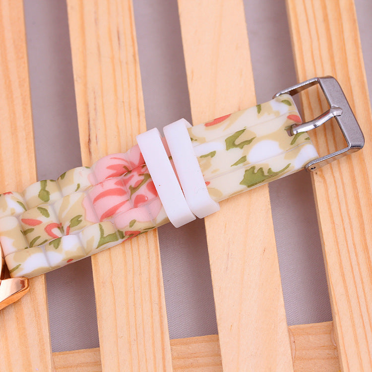 Ladies Silicone Quartz Watch With Floral Pattern Watch Women Quartz Watches For Womens Sports Clock Ladies Quartz Watch For Girls and Women