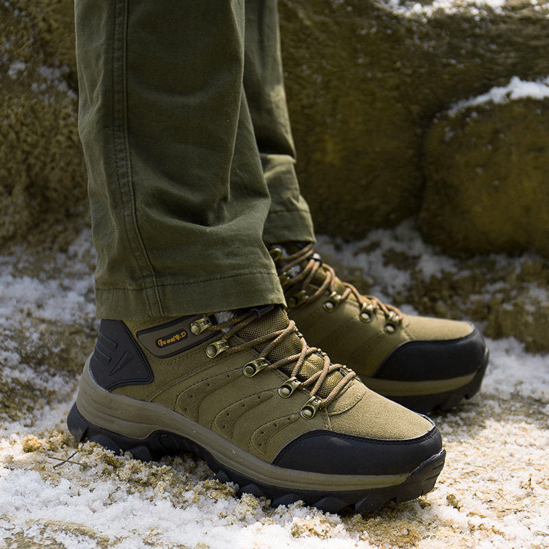Black Leather Hiking Shoes Wear Resistant Outdoor Sport Mens Shoes Lace-Up Mens Climbing Hunting Low Cut Boots Leather Walking Shoes For Outdoor Training