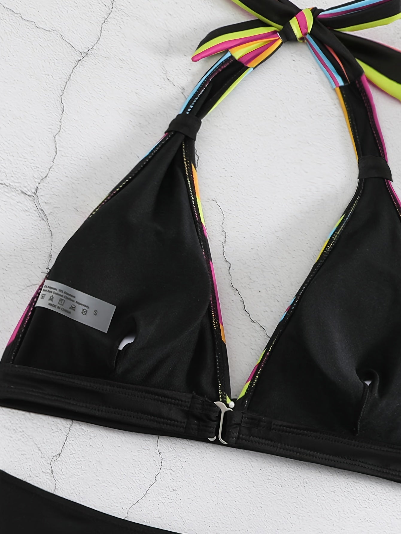 New Bikini Striped Bow Halter High Waist 2 Piece Swimsuit for Women – Colorful Backless Bikini Set with Knot Detail for Summer – Stretchy Retro-Inspired Summer Bathing Suit for Beach Vacation Pool Party Resort Look