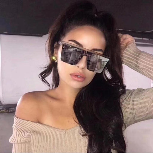 Retro Modern Elegant Square Sunglasses for Women and Lady With Big Frame Fashion Girls Sunglasses In Vintage Style With UV400 Protection