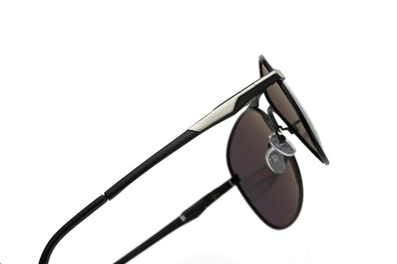 High Quality Modern Elegant Luxury Aviation Pilot Polarized Sunglasses With UV400 Protection