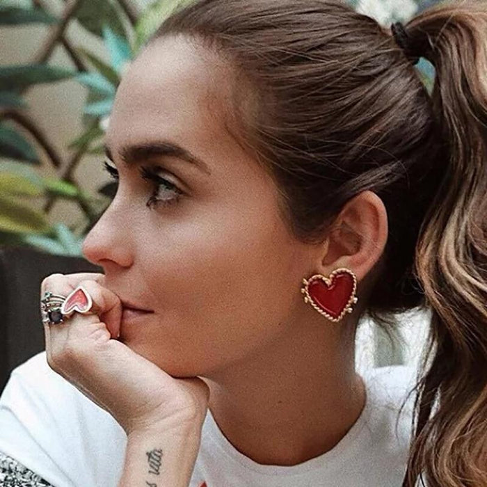 Outstanding Vintage Bohemia Big Red Heart Luxury Earrings For Women Modern Fashion Epic Girl Large Sweet Heart Earrings For Party Jewelry