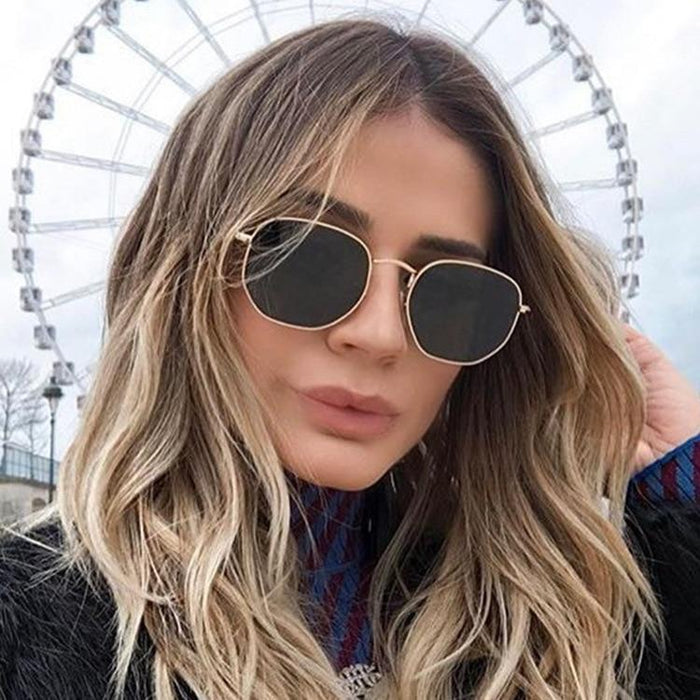 Unisex Woman and Man  Vintage Retro and Modern  Sunglasses Square Metal Frame Sunglasses Pilot Mirror Classic  With UV400 Protection