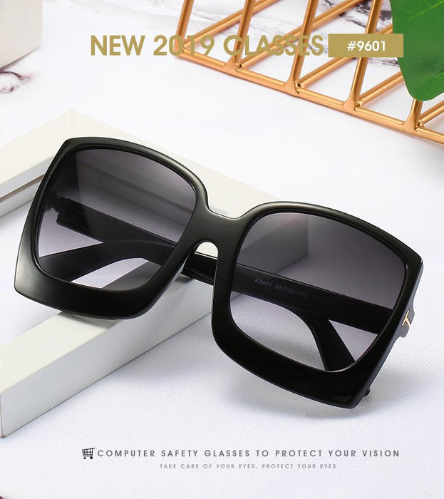 Fashion Oversized Women Square Big Frame Graduent Woman and Lady Sunglasses Brand Designer with  UV400 Protection gafas de sol mujer