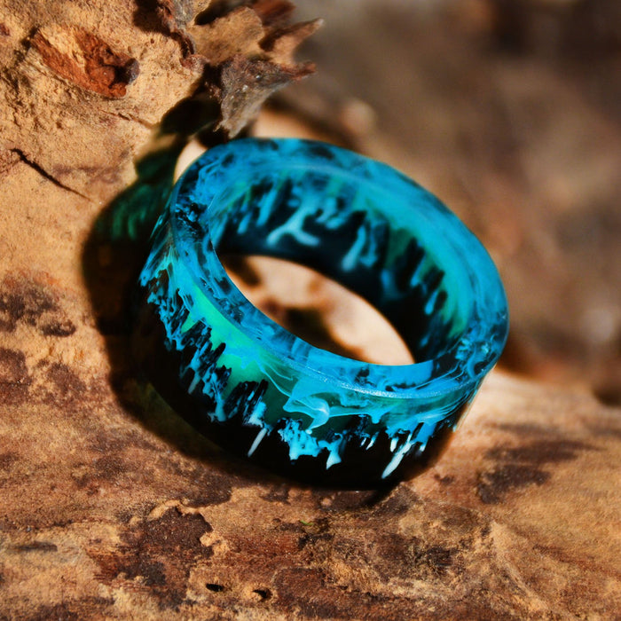 Luxury Apstract Handmade Glow Ring In Mountains Wooden Inside Magical World Style In A Tiny Landscape For Women and Men Jewelry Finger Rings