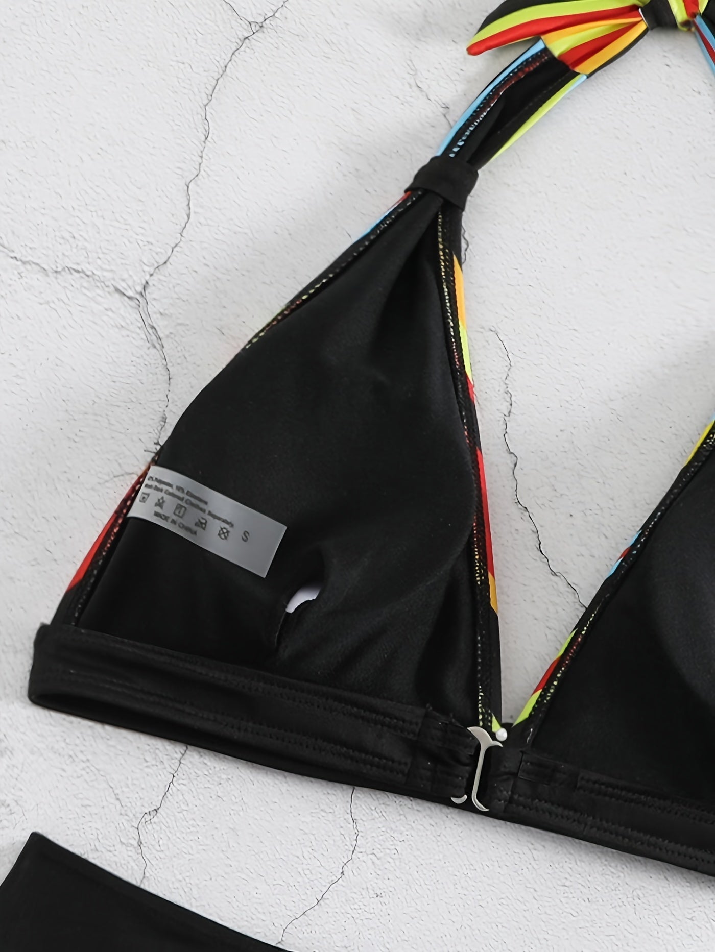 New Bikini Striped Bow Halter High Waist 2 Piece Swimsuit for Women – Colorful Backless Bikini Set with Knot Detail for Summer – Stretchy Retro-Inspired Summer Bathing Suit for Beach Vacation Pool Party Resort Look