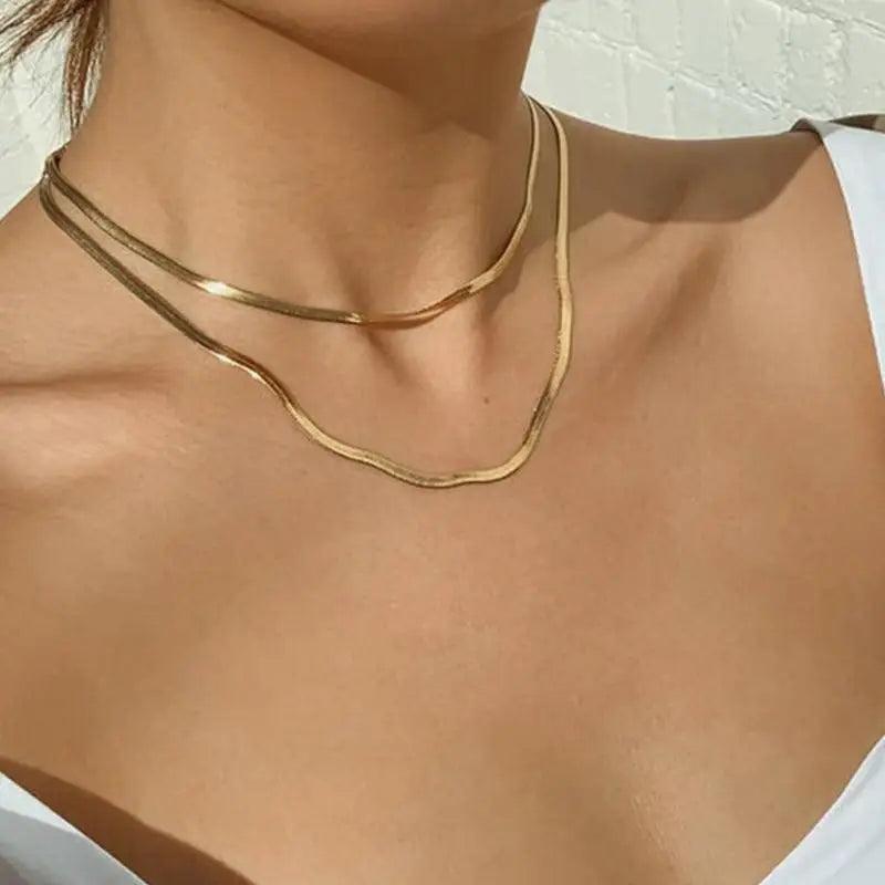 Luxury Fashion Multi - layered Snake Chain Necklace For Women Vintage Style Party Jewelry Necklace Gifts For Women