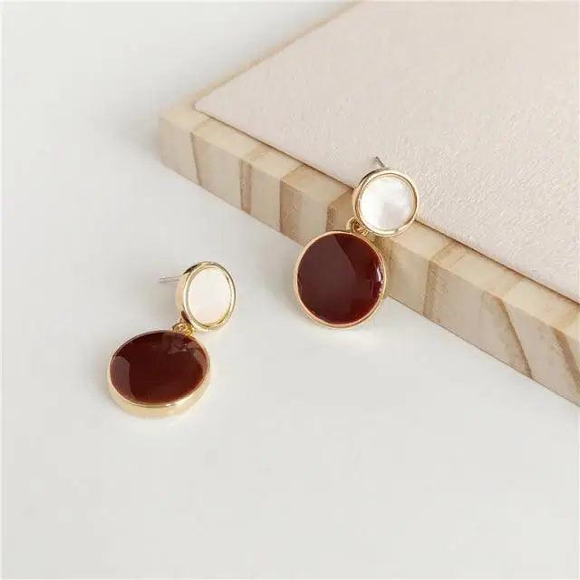 Modern Luxury Elegant Women and Girls New Brown Earrings For Women Vintage Style Trendy Elegant Jewelry Ladies Accessories - ALLURELATION - 573, earrings, earrings for girls, earrings for ladies, Elegance earrings, fashionable earrings, Fashionable ladies jewelry, gift earrings, jewelry, matching jewelry, party earrings, Stylish Brown women's earrings, trendy earrings, Vintage Earrings for women, wedding jewelry - Stevvex.com