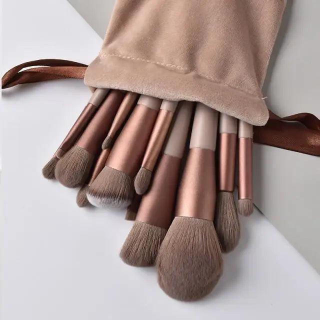 New Incredible 13pcs Professional Makeup Brush Set Soft Fur Beauty Highlighter Powder Foundation Concealer