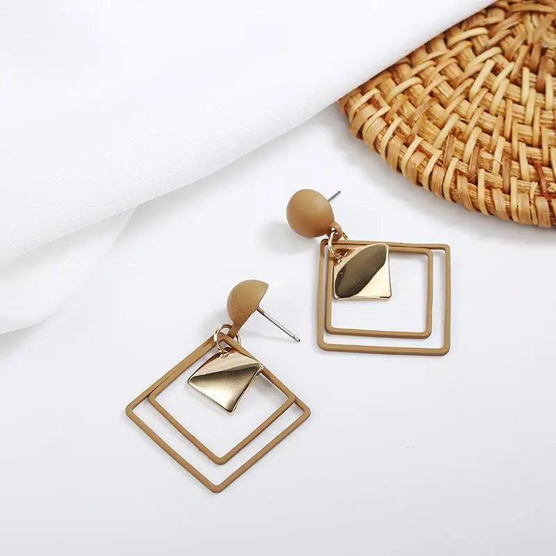 New Latest Round Dangle Drop Women’s Earrings Stylish Round Heart Gold Female Earring - Trendy Wedding Jewelry