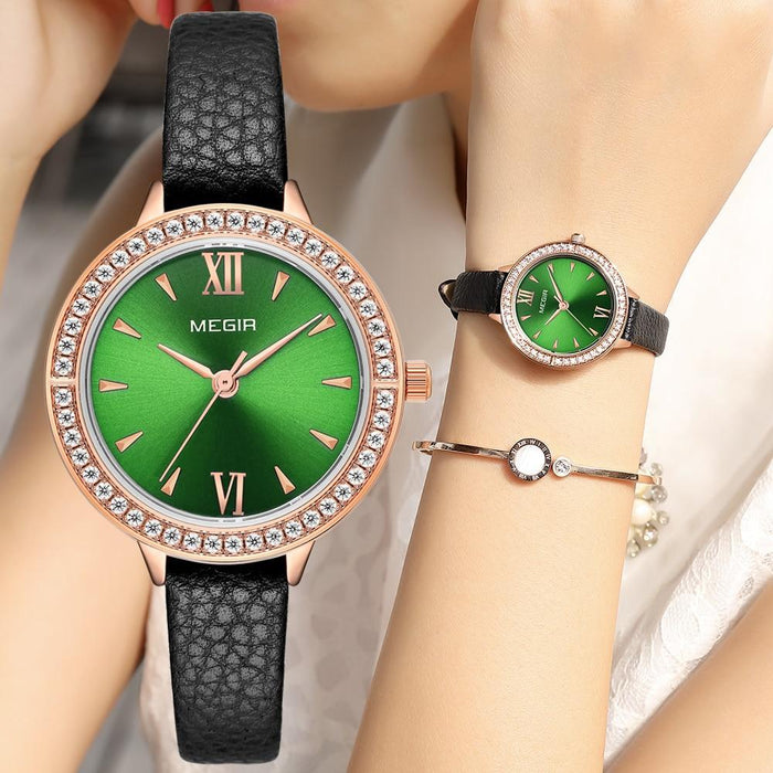 2021 Luxury New Fashion Womens Watch Waterproof Quartz Wristwatch Crystal Round Design Modern Leather Strap