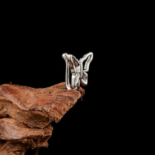 1Pc Crystal Butterfly Fake Nose Ring Non Piercing Clip On Nose Ring Indian Style Nose Cuff Fake Piercing Septum Goth Butterfly Copper Wire Spiral Fake Piercing Nose Ring Punk Gold Color Clip Nose Ring Jewelry Fake Piercings Gold Fake Nose Ring for Women