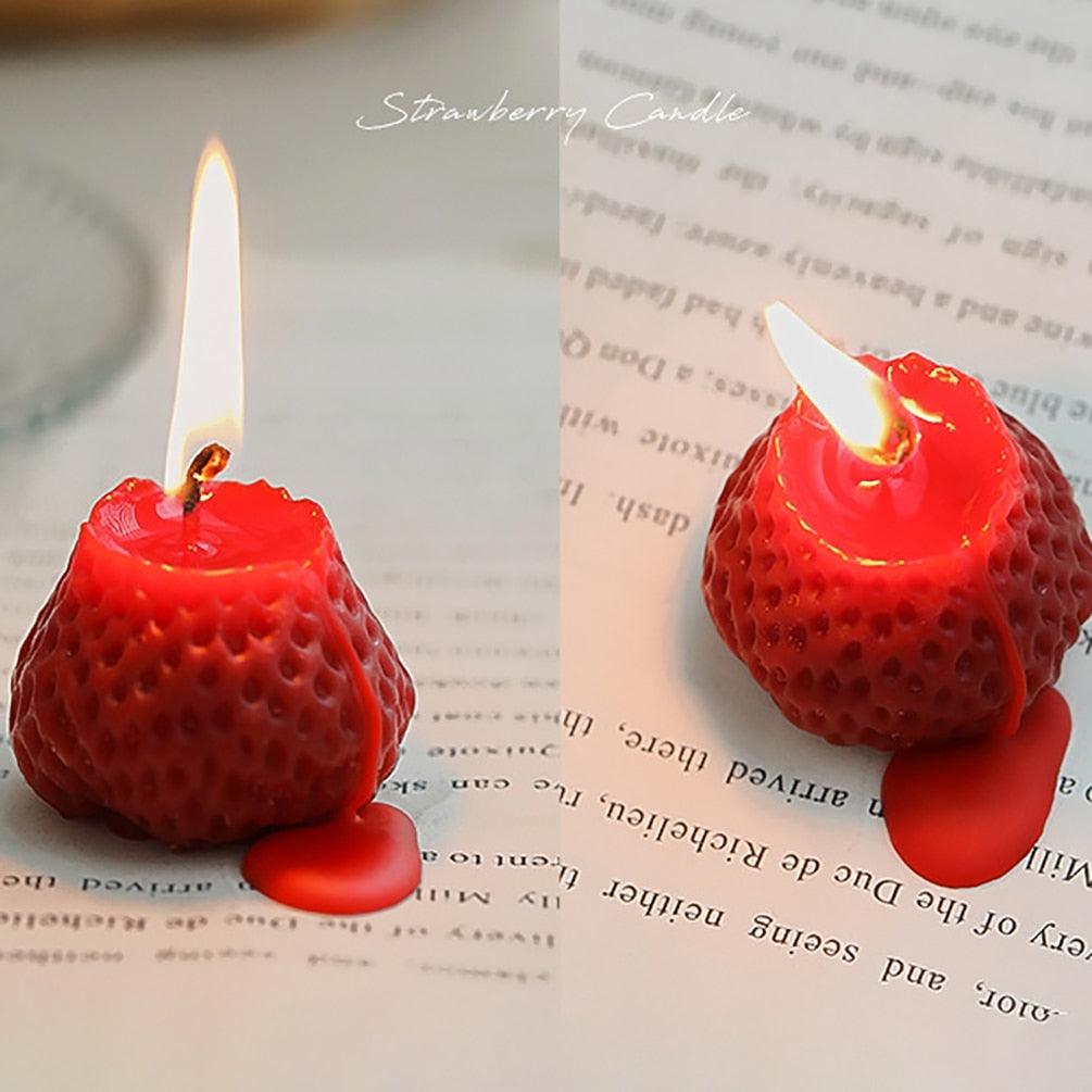 1PC/4PCS Strawberry Decorative Aromatic Candles Strawberry Shaped Scented Candle Mini Soy Wax Candle Small Scented Candle Wax Decorative Candle for Bedroom Bathroom Decoration Parties Soy Wax Scented Candle For Birthday Wedding Candle