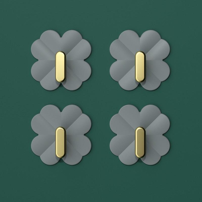 A Box of 4 Four-leaf Clover Hooks Punch-free Strong Sticky Bathroom Hook Light Luxury Household Wall Nail-free Key Storage Hook Cute Plastic Hooks Self-Adhesive Suitable Wall Bracket Self-Adhesive Hook Strong Adhesive Hanging on the Wall