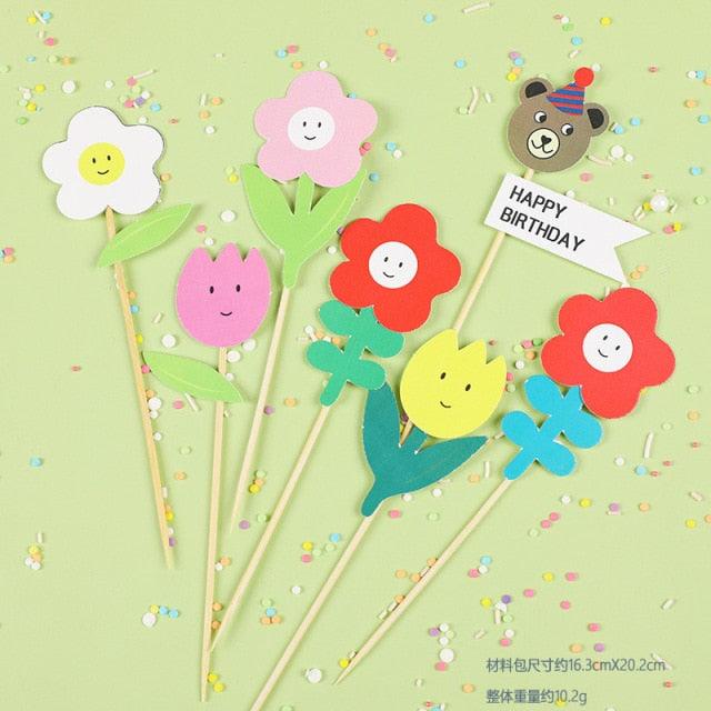 Bear Candle Birthday Cake Props Topper Card Cute Fantasy Cup Dessert Smiley  Love Bear  Table Dress Up Cake Props Party Cake Decor Supplies Toppers Birthday Cupcake Topper Various Cake Decorations for Birthday Party Photo Prop