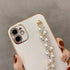 Beautiful White Pearl Chain Gold Color Plating Straight Edge Phone Case for iPhone 13 11 12 Pro Max Case for iPhone X XS MAX XR 7 8 Plus Phone Case Plating Pearl Chain Wrist Bracelet Cover