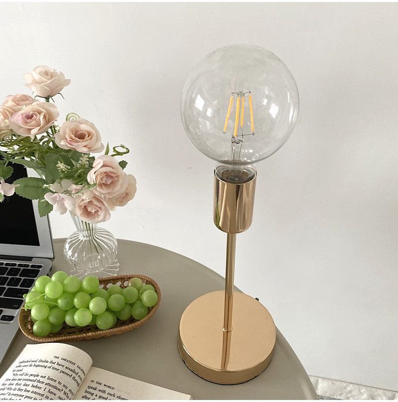 Bedroom Bedside Lamp Golden Modern Simple Model Room Décor Table Lamps College Dorm Study LED Desk Lamp E27 Table Light Fixtures Cute Study Lamps for Bedroom Décor