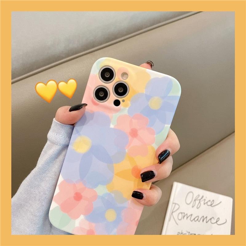 Cute Colorful Flowers Phone Case For iPhone 13 Pro Max 12 Mini 11 X XS XR 7 8 Plus Fashion Floral Soft Shockproof Cover Clear Cute Floral Design Back Cover