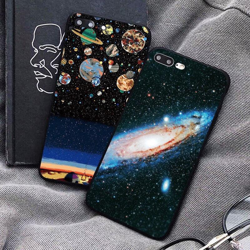 Cute Colorful Planet Star Phone Case For iPhone XR X XS Max 7 8 Plus SE 13 12 11 Pro Max Mini Hard Shockproof Cover Star Moon Planet Pattern Design for Girl Women Boy Men Shockproof Silicone Protective Phone Case