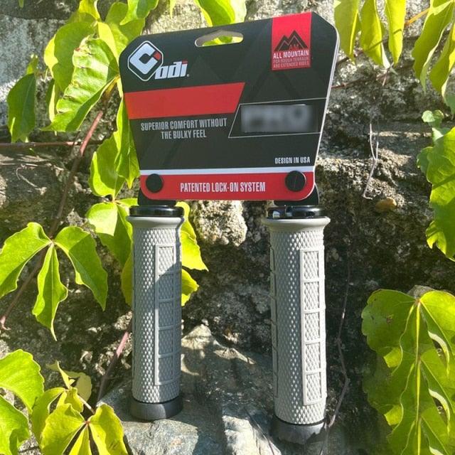 Durable Handlebar Grips Lock Ring Bike Handle Durable Wearable Bicycle Grips Single Lock-On Mountain Bike Grips Bicycle Handlebar Locking Grips Non-Slip Multi Colors Simple Design Handle Grips