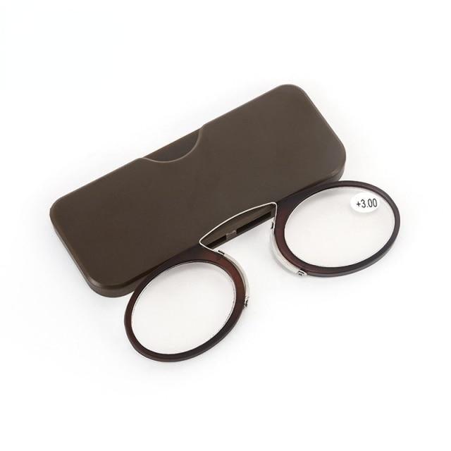 Fashionable Design Stick On Phone Mini Clip Nose Bridge Reading Glasses With Mini Folding Case Reading Men Ultralight Glasses Lightweight Frames Eyewear