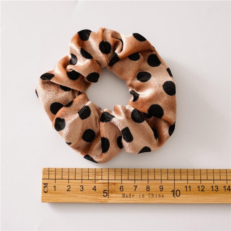 Leopard Velvet Scrunchies Hair Accessories For Women Girl Elastic Hair Ring Hair tie Ponytail Holder Rubber Hair Band Ponytail Holder Accessories for Women And Girls