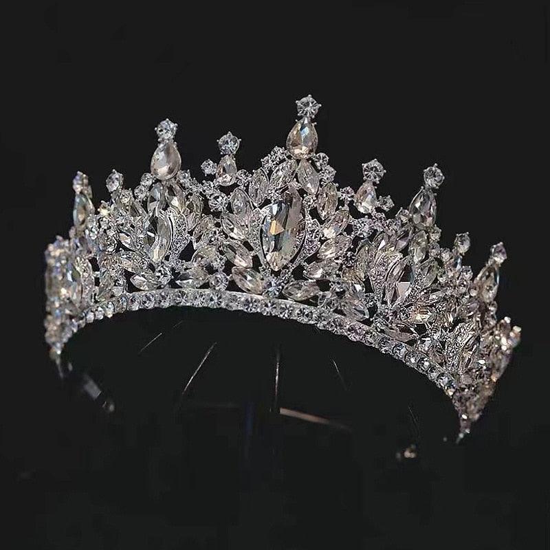 Luxury Silver Color Crystal Bridal Tiaras Crown Rhinestone Pageant Headpieces Wedding Hair Accessories Crystal Wedding Crown Princess Tiara For Halloween Party Prom Pageant Crown Cake Topper Hair Accessories