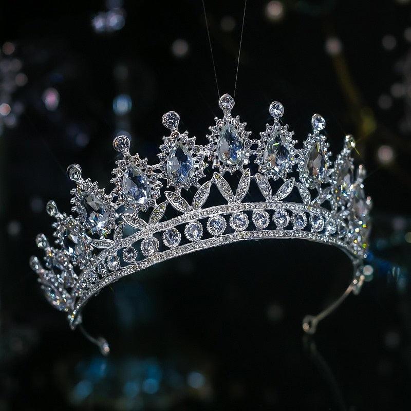 Luxury Silver Color Crystal Bridal Tiaras Crown Rhinestone Pageant Headpieces Wedding Hair Accessories Crystal Wedding Crown Princess Tiara For Halloween Party Prom Pageant Crown Cake Topper Hair Accessories