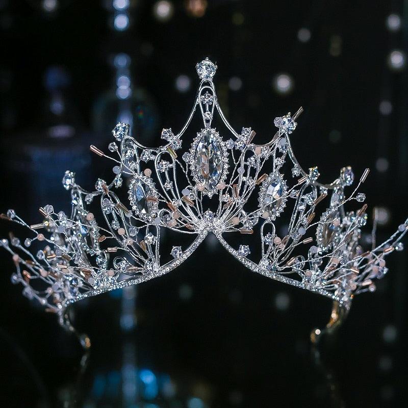 Luxury Silver Color Crystal Bridal Tiaras Crown Rhinestone Pageant Headpieces Wedding Hair Accessories Crystal Wedding Crown Princess Tiara For Halloween Party Prom Pageant Crown Cake Topper Hair Accessories