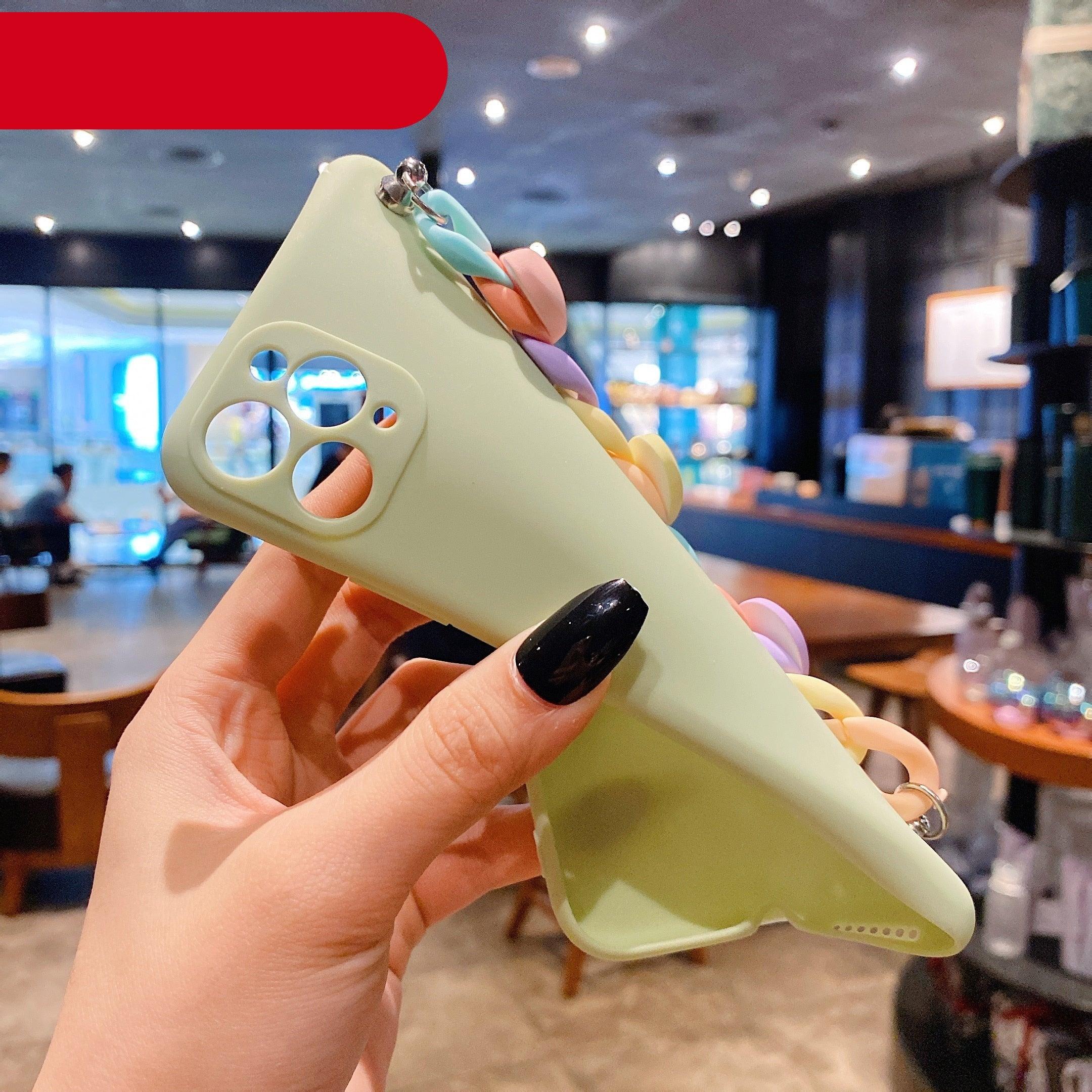 Modern Colorful Bracelet Phone Case For iPhone 11 12 13 Pro Max X XS XR 6 7 8 Plus 12 Mini Colorful Heart-Shaped Chain Silicone Cute Heart Chain Back Cover for iPhone 12 Pro Max Soft Silicone Back Cover