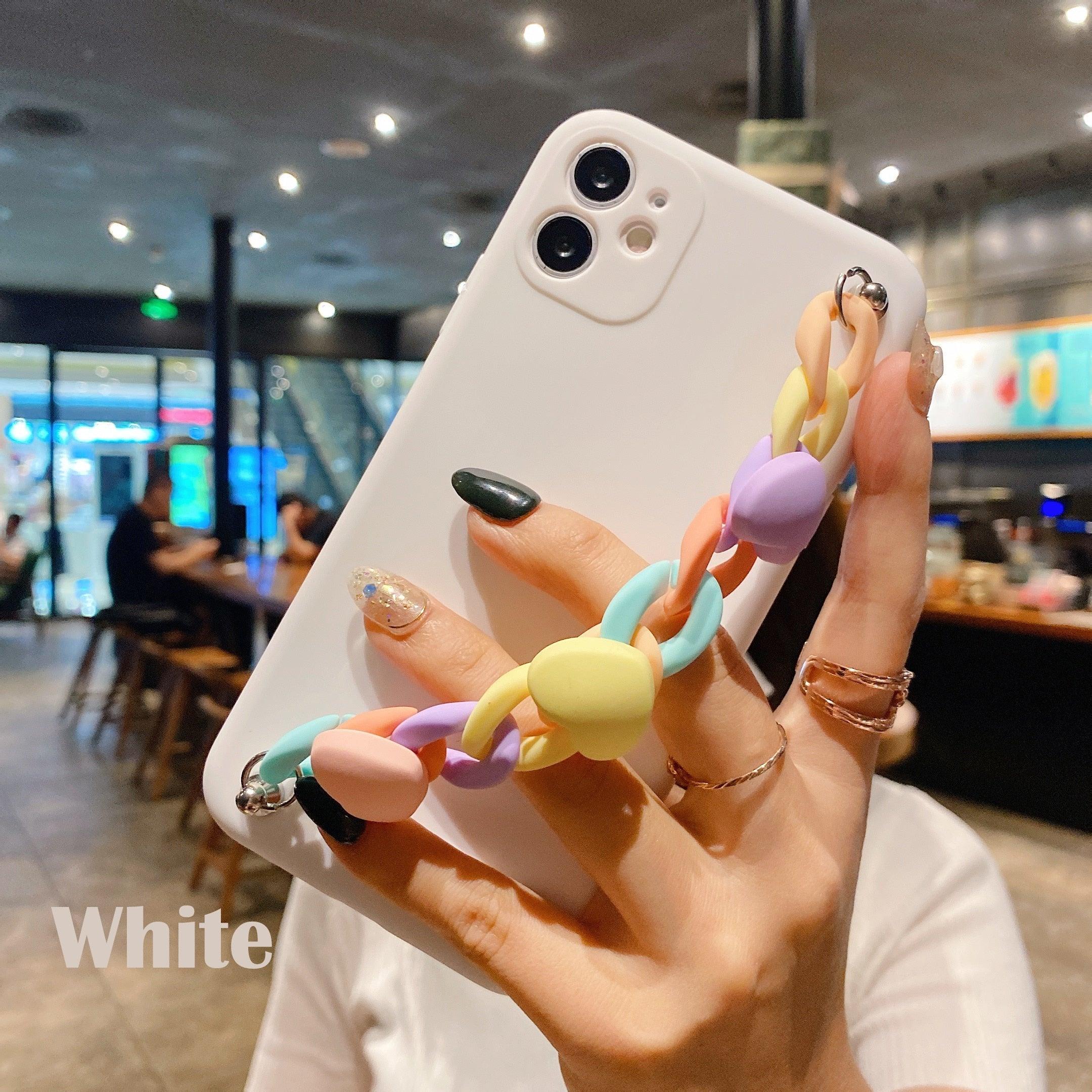 Modern Colorful Bracelet Phone Case For iPhone 11 12 13 Pro Max X XS XR 6 7 8 Plus 12 Mini Colorful Heart-Shaped Chain Silicone Cute Heart Chain Back Cover for iPhone 12 Pro Max Soft Silicone Back Cover