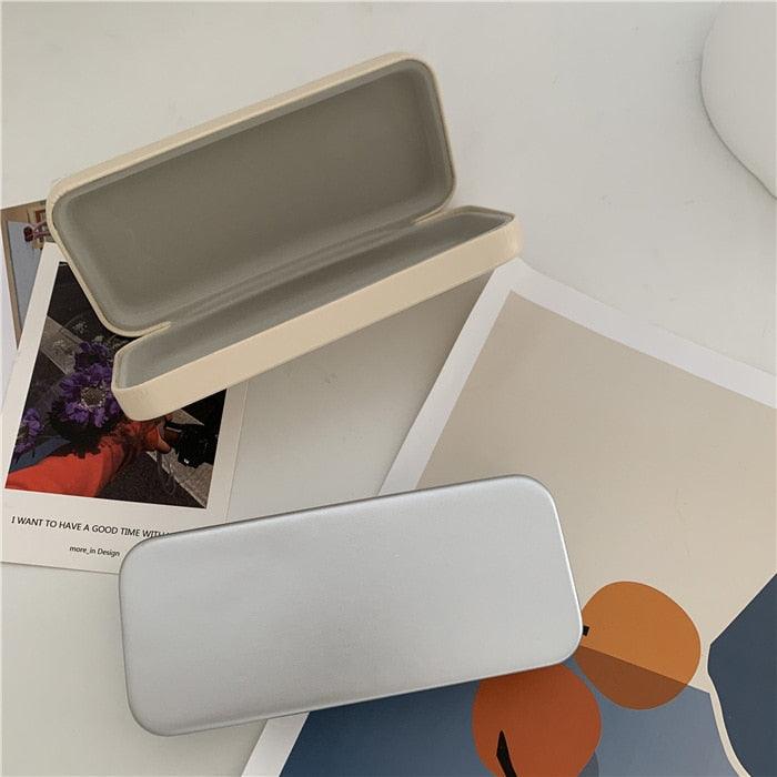 Modern Style Glasses Storage Solid Color Literature Art All-Match Student Metal Compression Resistant Trend Glasses Case Unisex Glasses Holder Shell Case Portable Spectacles Case Sunglass For Men Women