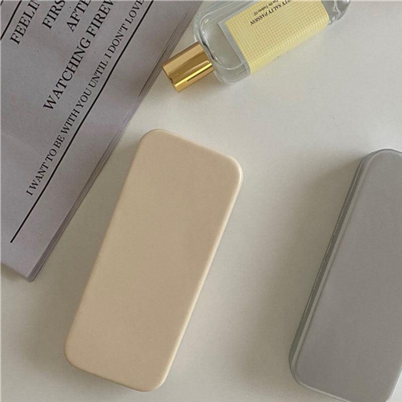 Modern Style Glasses Storage Solid Color Literature Art All-Match Student Metal Compression Resistant Trend Glasses Case Unisex Glasses Holder Shell Case Portable Spectacles Case Sunglass For Men Women