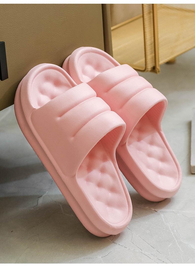New Thicker EVA Sofa Slides Sole Soft Indoor Slippers Men Women Anti-Slip Sandals Summer Bathroom Platform Shoes Open Toe Soft Slippers Thick Lightweight Non-Slip Shower Bath Cloud Slides Pool Gym House Sandals