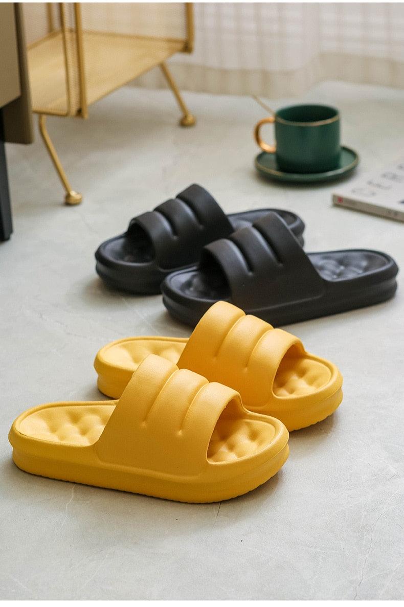 New Thicker EVA Sofa Slides Sole Soft Indoor Slippers Men Women Anti-Slip Sandals Summer Bathroom Platform Shoes Open Toe Soft Slippers Thick Lightweight Non-Slip Shower Bath Cloud Slides Pool Gym House Sandals