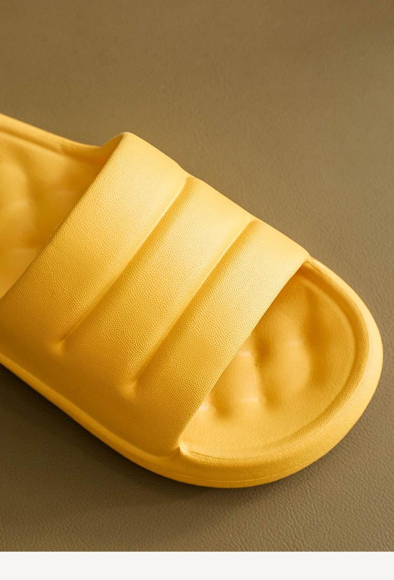 New Thicker EVA Sofa Slides Sole Soft Indoor Slippers Men Women Anti-Slip Sandals Summer Bathroom Platform Shoes Open Toe Soft Slippers Thick Lightweight Non-Slip Shower Bath Cloud Slides Pool Gym House Sandals