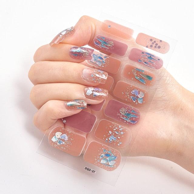 New Year Patterned Nail Decor Nail Polish Nail Art Stickers Full Beauty Sticker for Nails Nail Accessorie Christmas Nail Sticker 3D Nail Art Stickers Decal Slider Template Diy Nail Tool Decorations Nail Art Design Self Adhesive Luxury Designer Nail Sticke