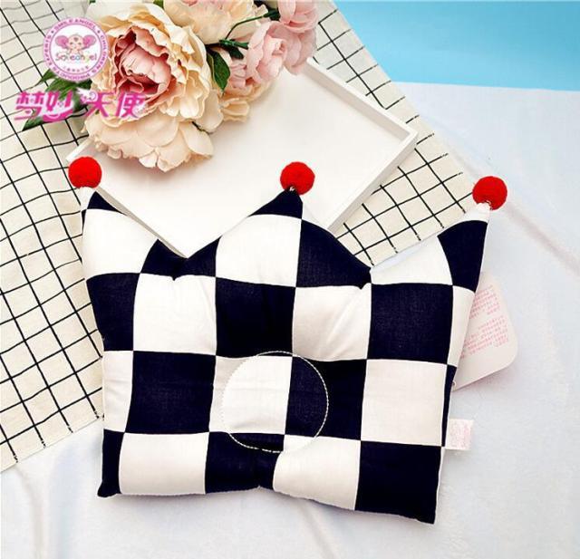 Newborn Baby Shaping Pillow Cute Crown Shape Backrest Cushion Anti-head Correction Bed Neck Support Pillows Baby Pillow Baby Bedding Air Mesh Organic Cotton Soft Baby Pillow Newborn Anti Flat Head Syndrome for Crib Cot Baby Pillow - ALLURELATION - 552, Baby Cotton U-shaped Pillow, Baby Highchair Stroller, Baby Nursing Cushion, Baby Pillow, Baby Pillow Car, Baby Pillow Car Belt, Baby Pillow Car Safety Belt, Baby Pillow Safety Belt, Back Cushion, Back Lumbar Support - Stevvex.com