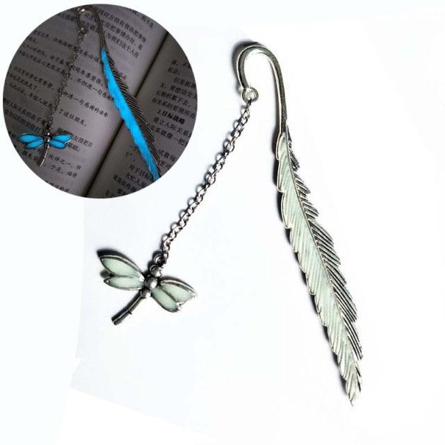 Retro Metal Bookmarks Luminous Feather Book Marks With Owl Dragonflies Butterflies Vintage Beautiful Gift for Teachers Students Glow in The Dark Bookmark Silver Metal Feather Book Markers For Book Reading Lover Gift Creative Bookmarks For Friends Women
