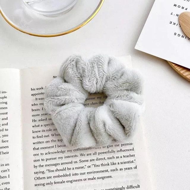 Soft Faux Fur Hair Scrunchies Plush Elastic Hair Bands Women Girls Ponytail Holder Rubber Band Fashion Headwear Ponytail Holder Accessories for Women