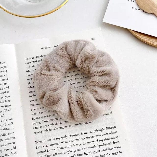Soft Faux Fur Hair Scrunchies Plush Elastic Hair Bands Women Girls Ponytail Holder Rubber Band Fashion Headwear Ponytail Holder Accessories for Women