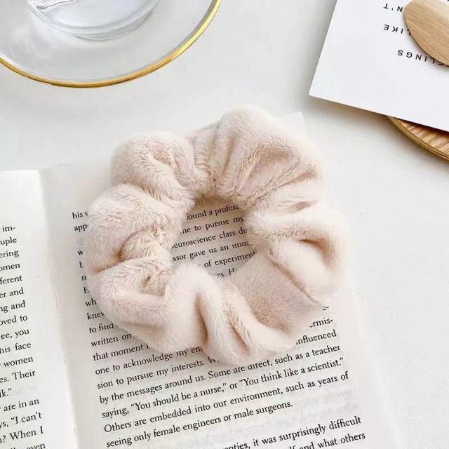 Soft Faux Fur Hair Scrunchies Plush Elastic Hair Bands Women Girls Ponytail Holder Rubber Band Fashion Headwear Ponytail Holder Accessories for Women