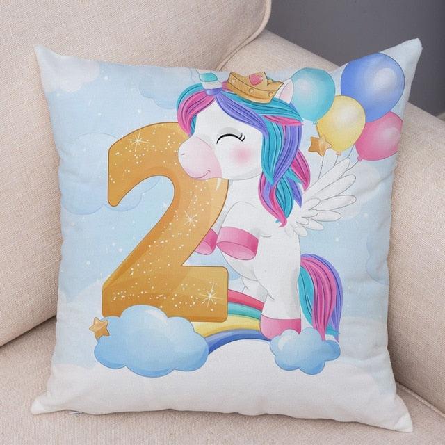 Soft Plush Unicorn Pillow Covers Cute Cartoon Animal Polyester Cotton Cushion Cover Unicorn Decorative Throw Pillow Covers Colorful Pink Wavy Hair Unicorn in Garland Cushion Cover Square Pillow Cases for Girls Women Kids Car Sofa Home Decor 45X45CM