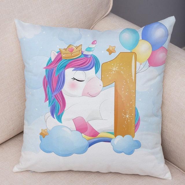 Soft Plush Unicorn Pillow Covers Cute Cartoon Animal Polyester Cotton Cushion Cover Unicorn Decorative Throw Pillow Covers Colorful Pink Wavy Hair Unicorn in Garland Cushion Cover Square Pillow Cases for Girls Women Kids Car Sofa Home Decor 45X45CM