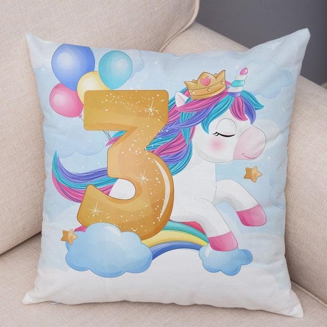 Soft Plush Unicorn Pillow Covers Cute Cartoon Animal Polyester Cotton Cushion Cover Unicorn Decorative Throw Pillow Covers Colorful Pink Wavy Hair Unicorn in Garland Cushion Cover Square Pillow Cases for Girls Women Kids Car Sofa Home Decor 45X45CM
