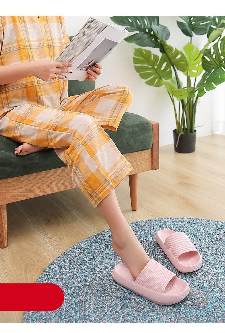 Thick Platform Bathroom Home Slippers Women Fashion Soft Sole EVA Indoor Slides Woman Sandals Summer Non-slip Flip Flops Quick Drying Open Toe Super Soft Comfy Thick Sole Home House Cloud Cushion Sandals For Indoor And Outdoor Platform Shoes