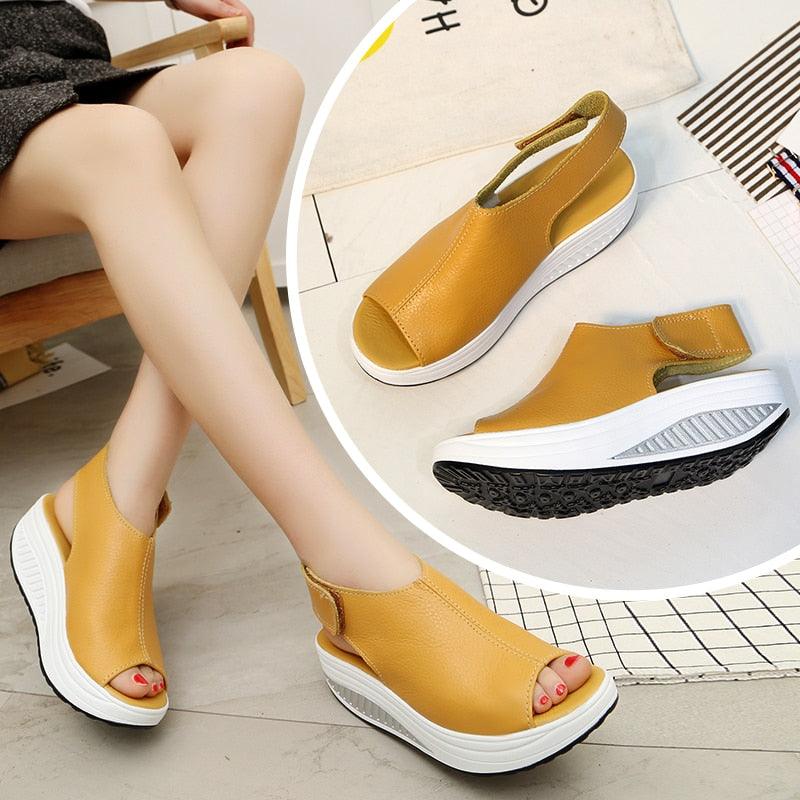 Vintage Women Platform Sandals Leather Sandals Open Toe Design Casual Women Walk Shoes Soft PU Leather Vintage Summer Casual Non-Slip Beach Platform Shoes Sandals