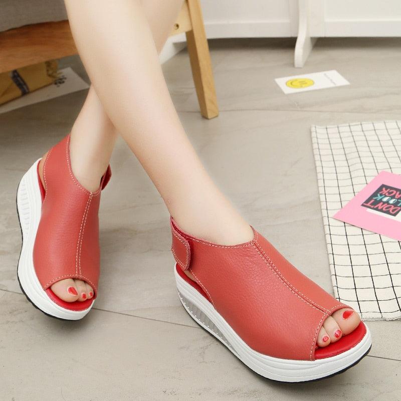 Vintage Women Platform Sandals Leather Sandals Open Toe Design Casual Women Walk Shoes Soft PU Leather Vintage Summer Casual Non-Slip Beach Platform Shoes Sandals