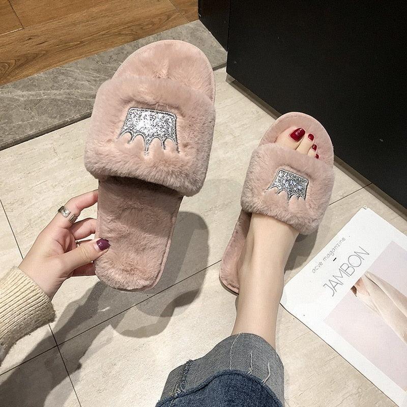 Warm Fluffy Slippers Women Faux Fur Slipper Indoor Floor Slides Flat Soft Furry House Warm Comfortable Fuzzy Furry Bedroom Slippers Indoor Cozy Memory Foam Anti-Slip Flip Flops