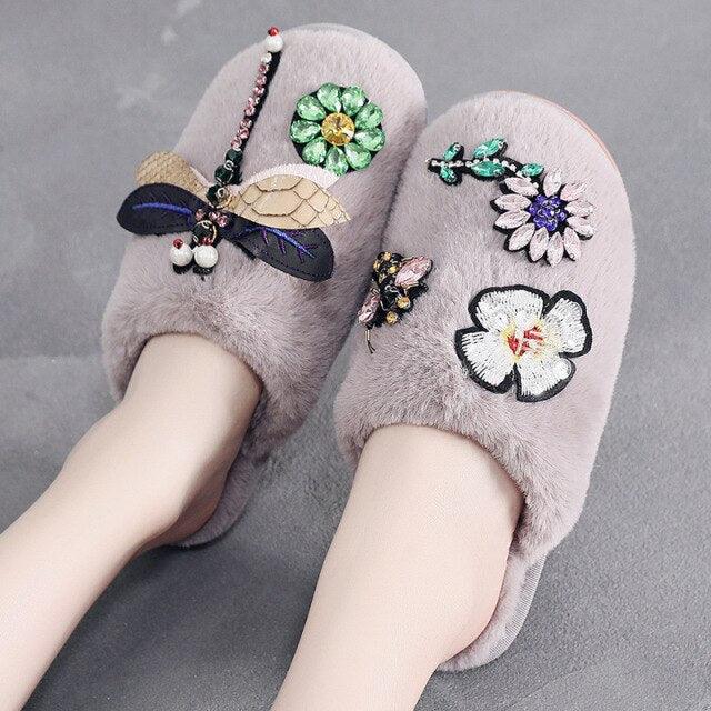 Winter Women Slippers Warm Plush Luxury Flip Flops Fur Slides Flat Lightweight Soft Indoor Slippers Soft Warm Memory Foam Slippers Faux Fur Lined Fluffy Slip On House Shoes